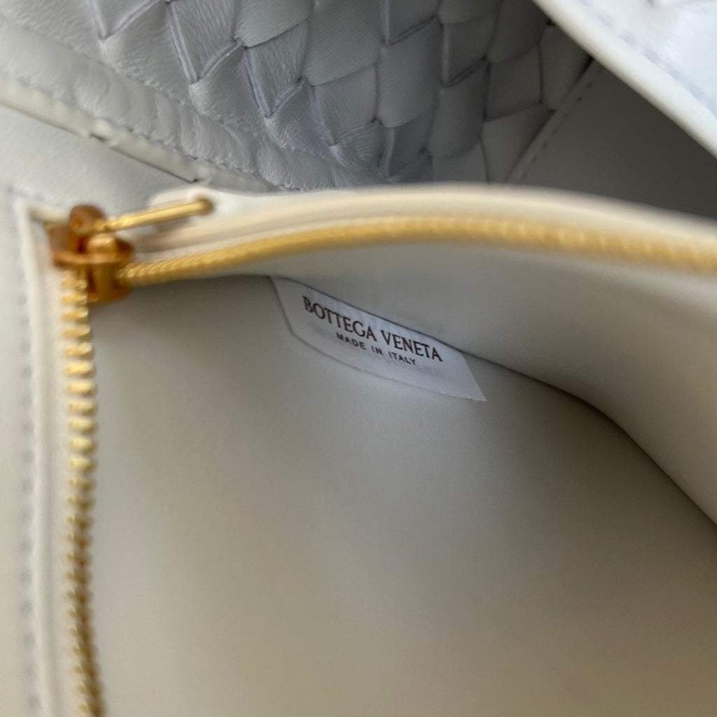 Bottega Veneta Small Andiamo 29 in White Lambskin Bag