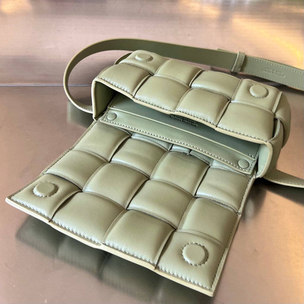 Bottega Veneta Mini Cassette 18 in White Cream Lambskin Bag