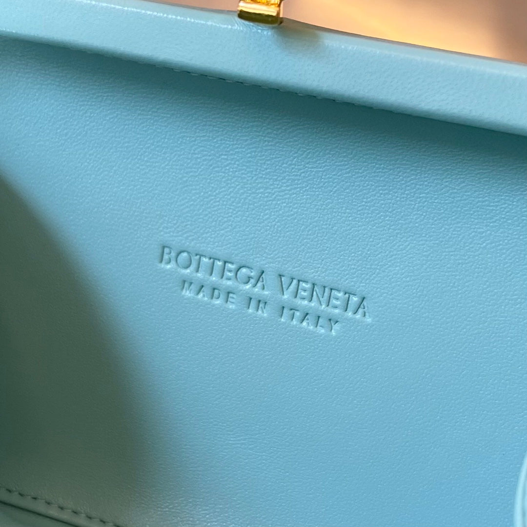 Bottega Veneta Knot 20 in Blue Pastel Lambskin Bag