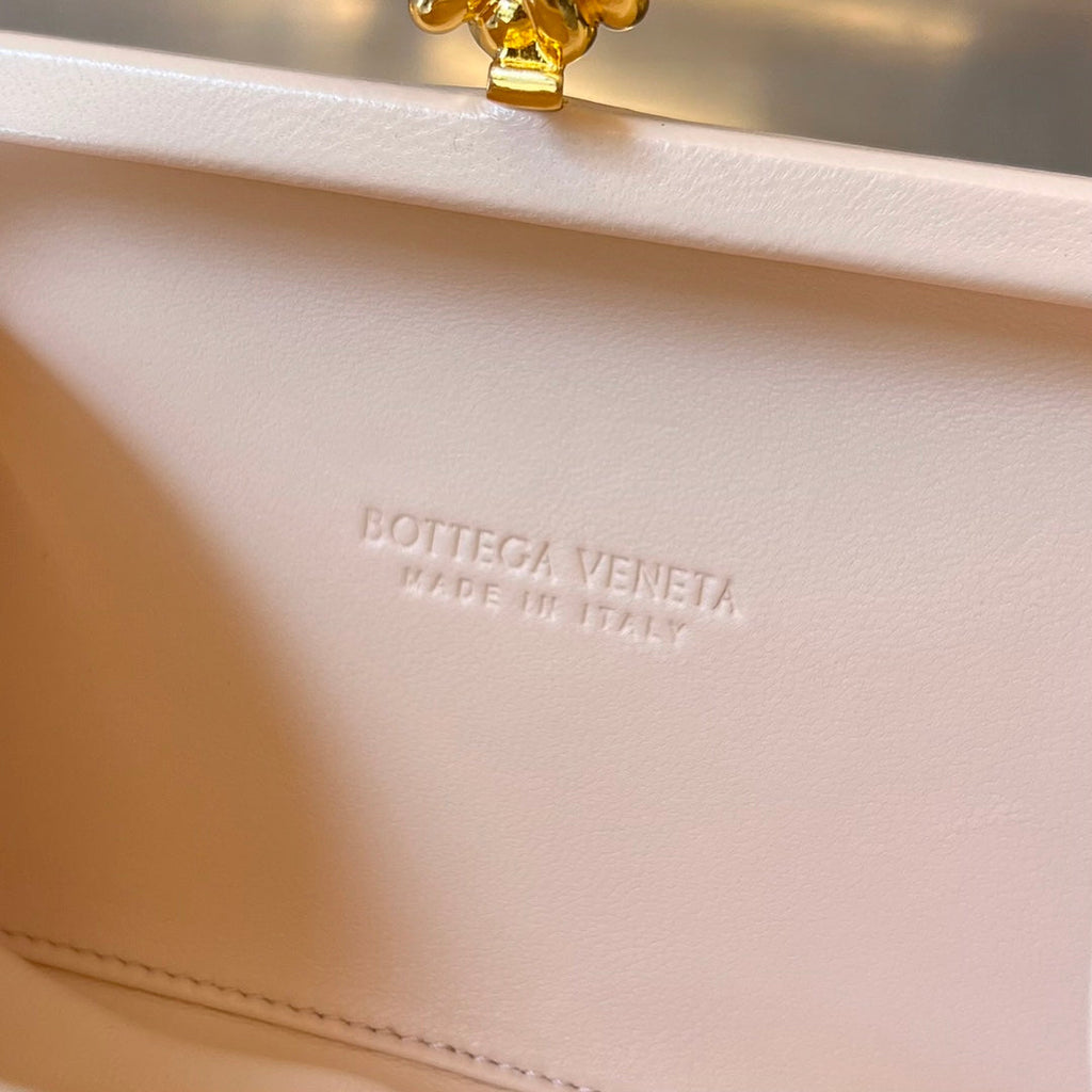 Bottega Veneta Knot 20 in Solf Pink Lambskin Bag