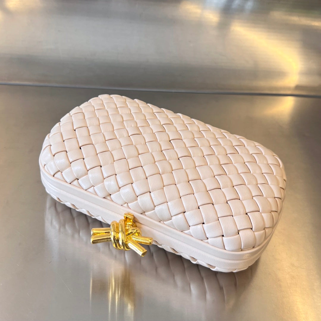 Bottega Veneta Knot 20 in Solf Pink Lambskin Bag
