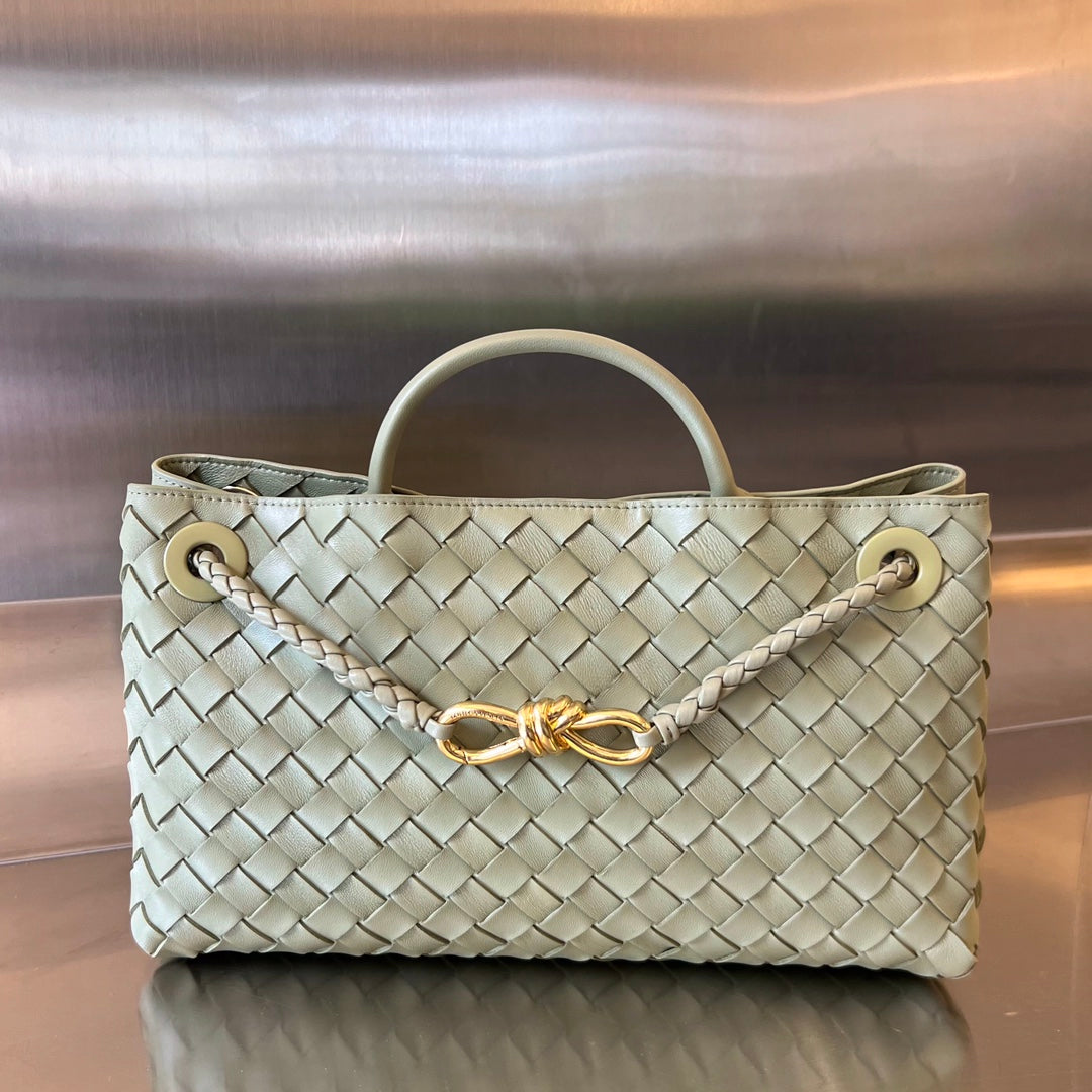 Bottega Veneta Small Andiamo 29 in Ecru Beige Lambskin Bag