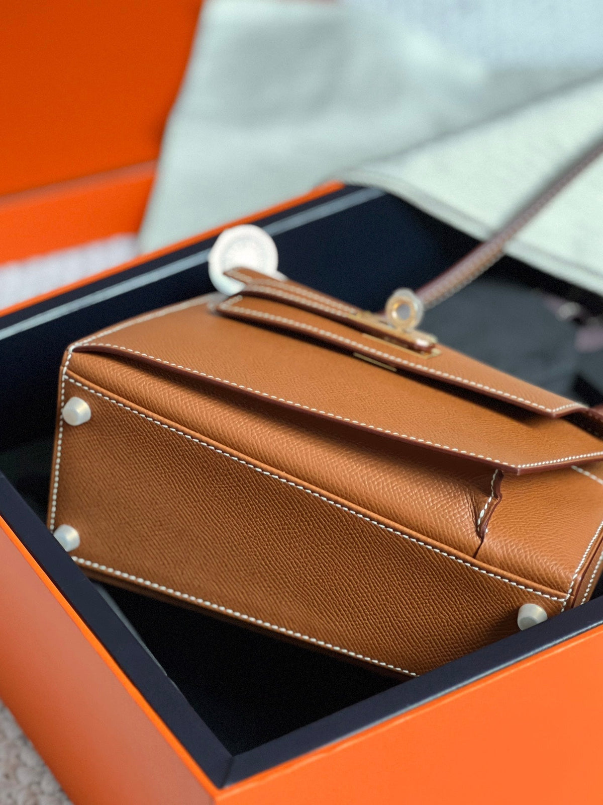 Hermes Kelly Desordre 20 in Bronze Brown Epsom Leather with Gold Hardware Bag