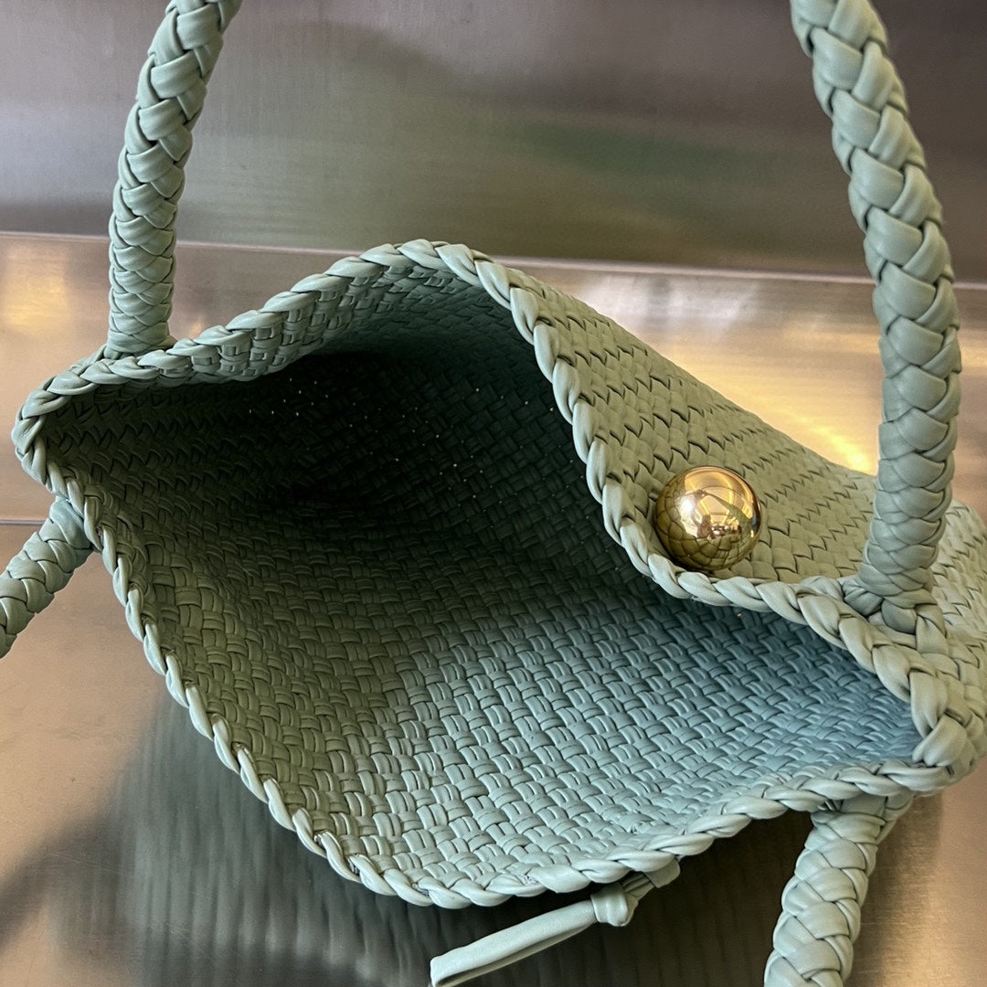 Bottega Veneta Tosca 27 Bag in Cream Grey Calfskin
