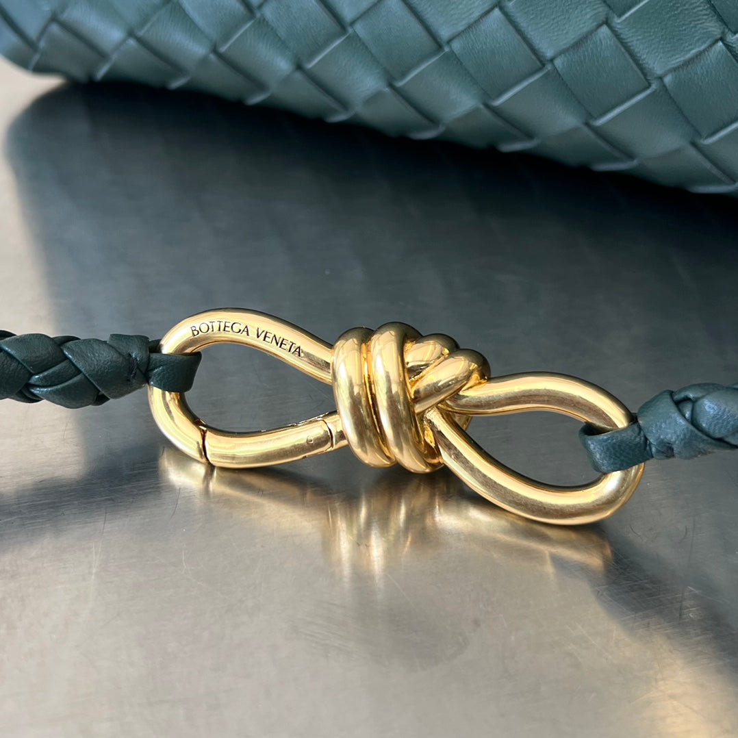 Bottega Veneta Small Andiamo 29 in Dark Green Lambskin Bag
