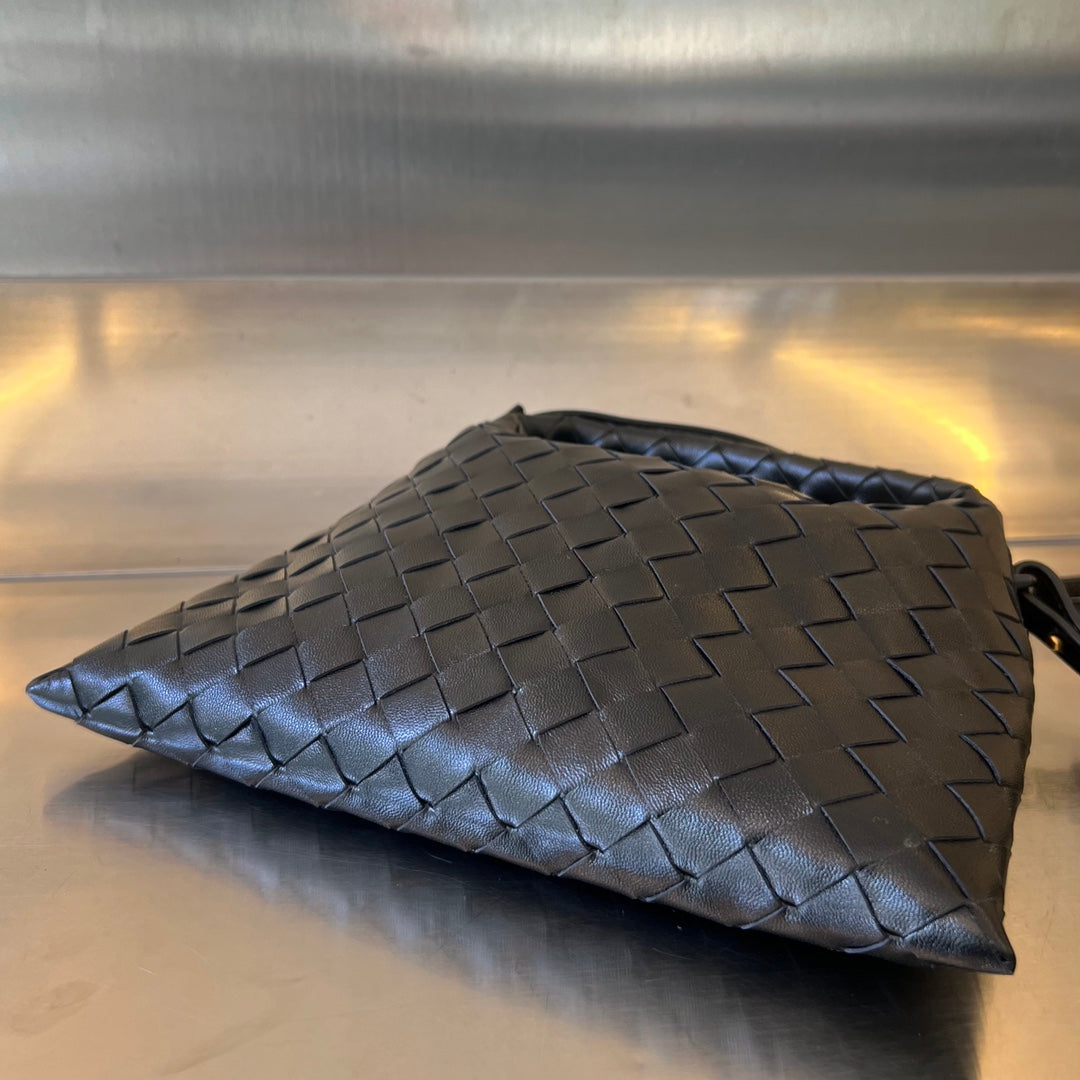 Bottega Veneta Mini Hop 25 in Black Calfskin Bag