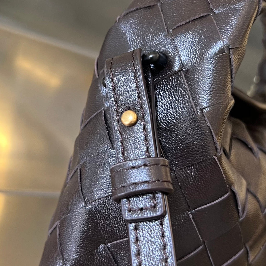 Bottega Veneta Mini Hop 25 in Hickory Brown Calfskin Bag