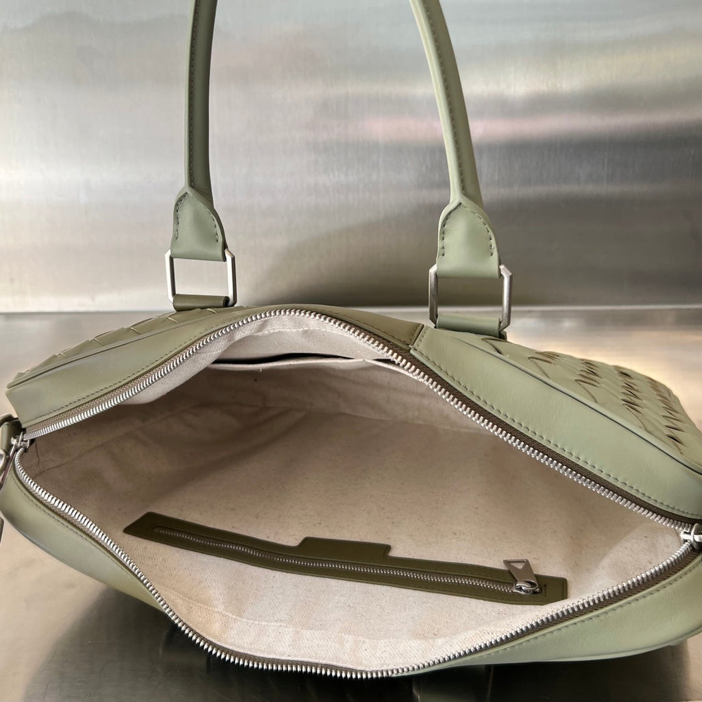 Bottega Veneta Large Intrecciato 40 Briefcase in Mud Mix Travertine Calfskin Bag