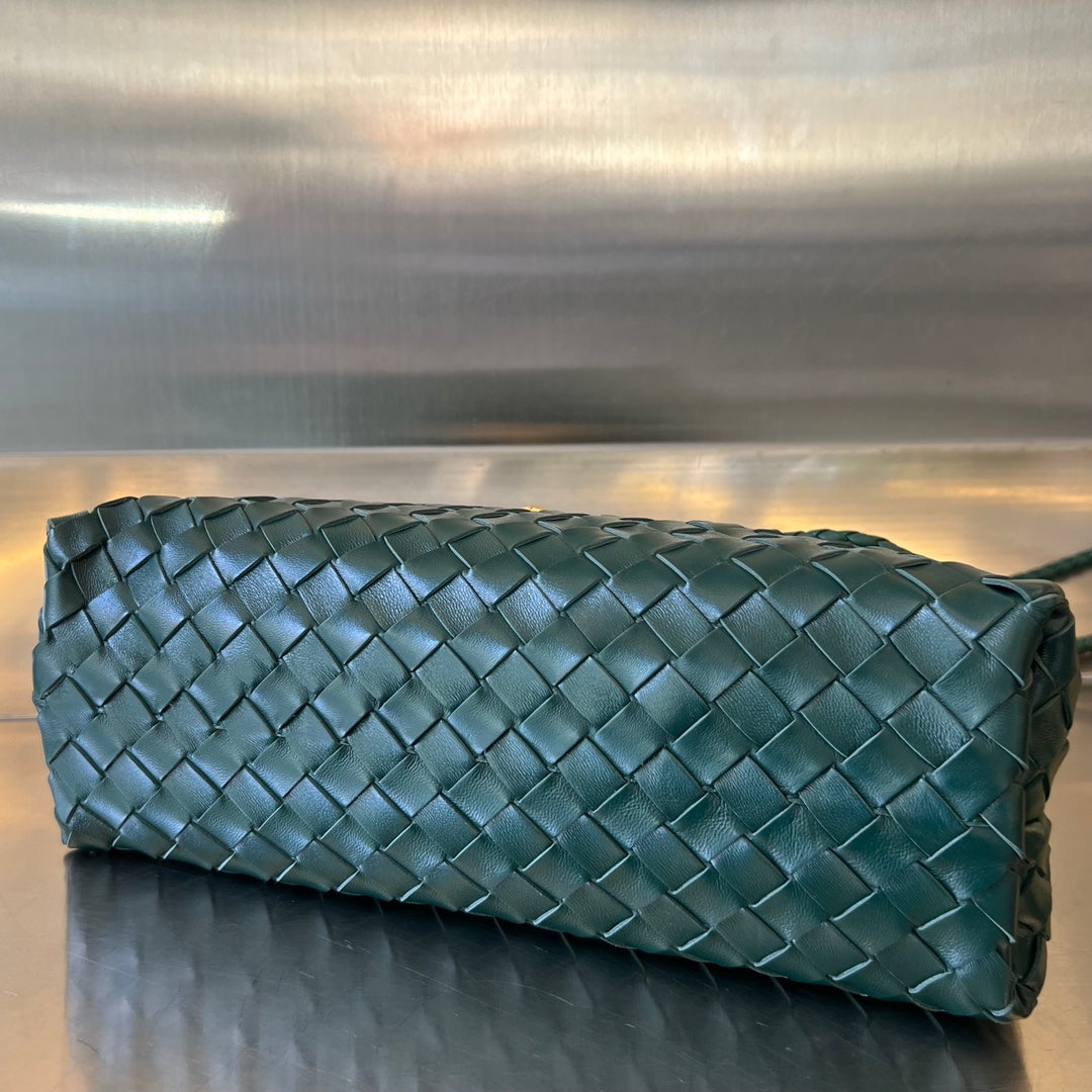 Bottega Veneta Small Andiamo 29 in Emerald Green Lambskin Bag