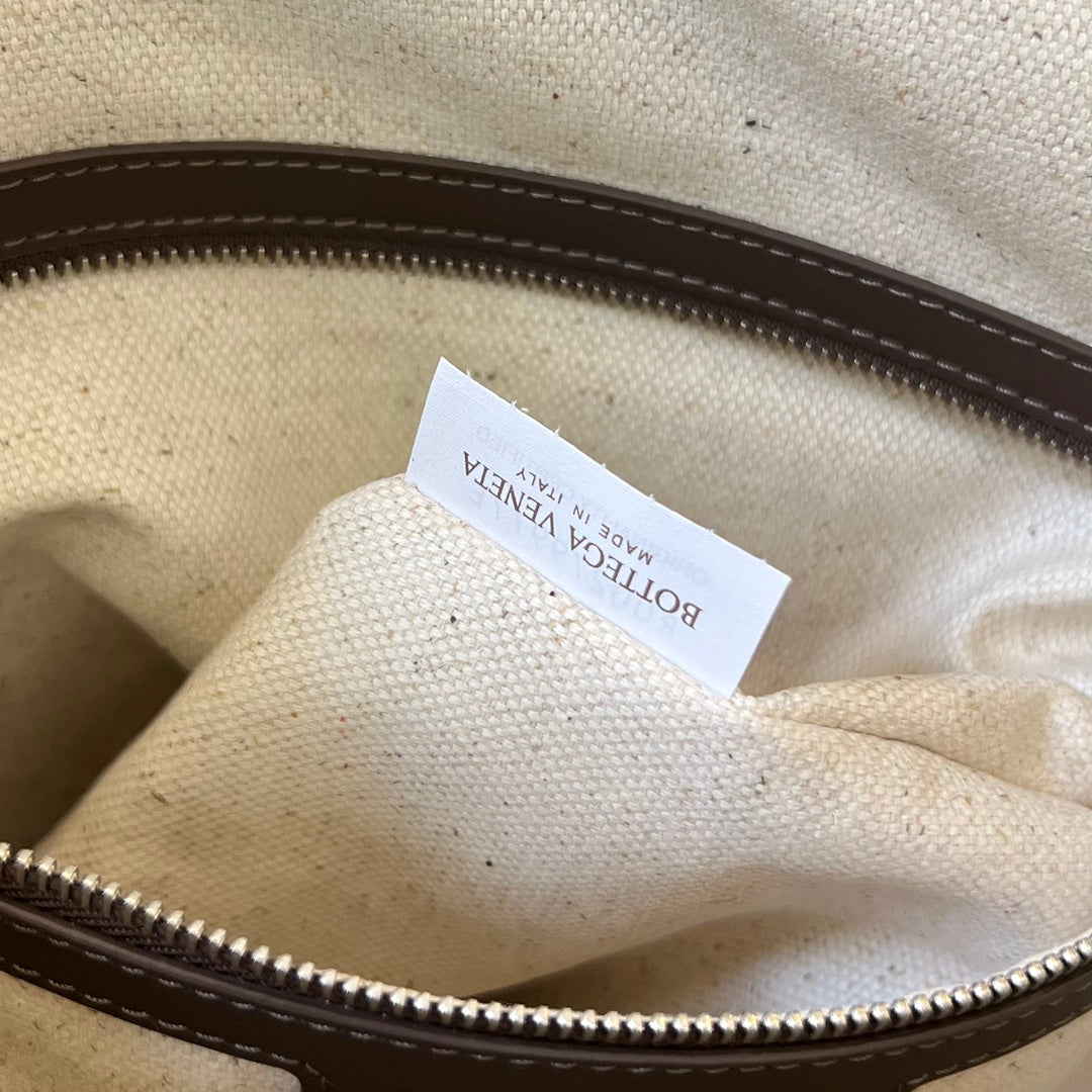 Bottega Veneta Large Intrecciato 40 Briefcase in Light Brown Mix Dark Green Calfskin Bag
