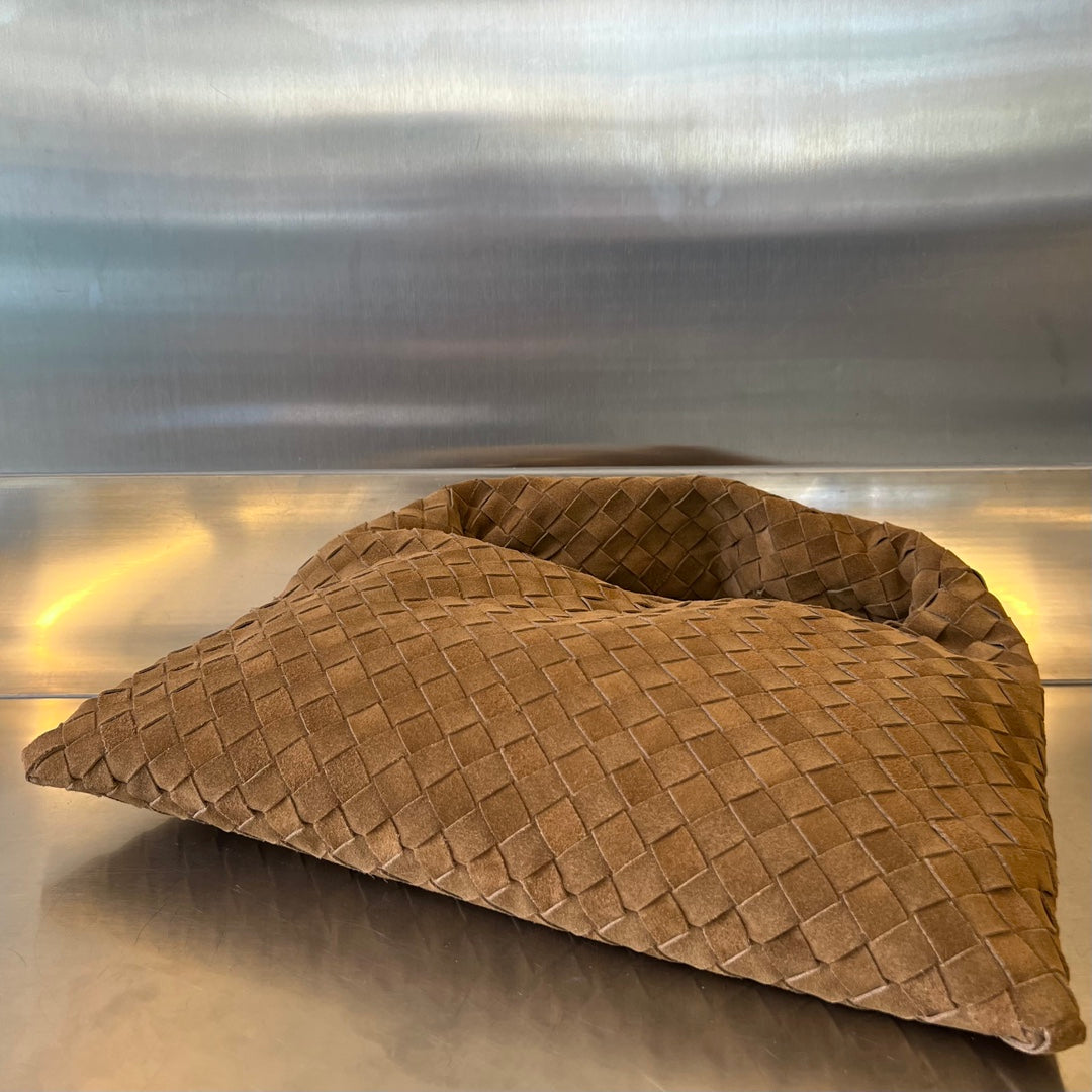 Bottega Veneta Small Hop 40 in Caramel Brown Lambskin Bag