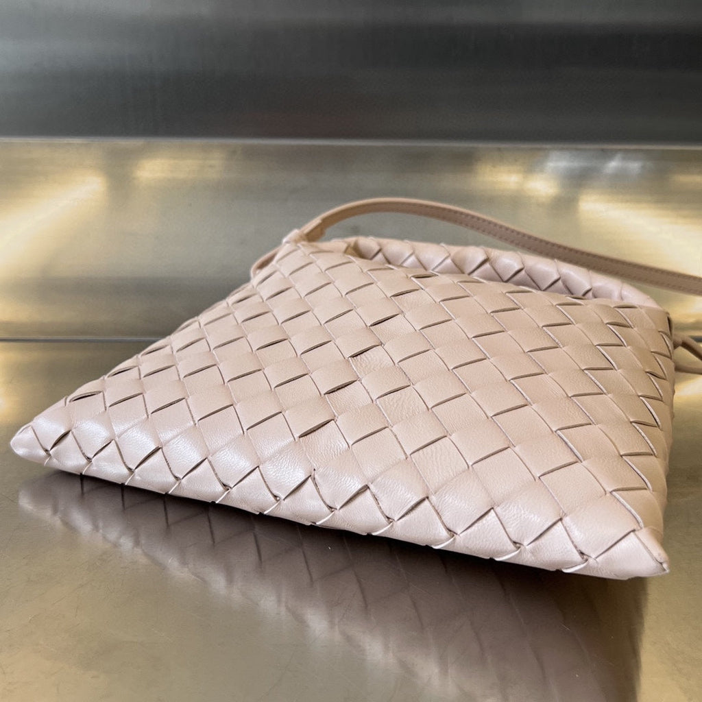 Bottega Veneta Mini Hop 25 in Soft Peach Calfskin Bag