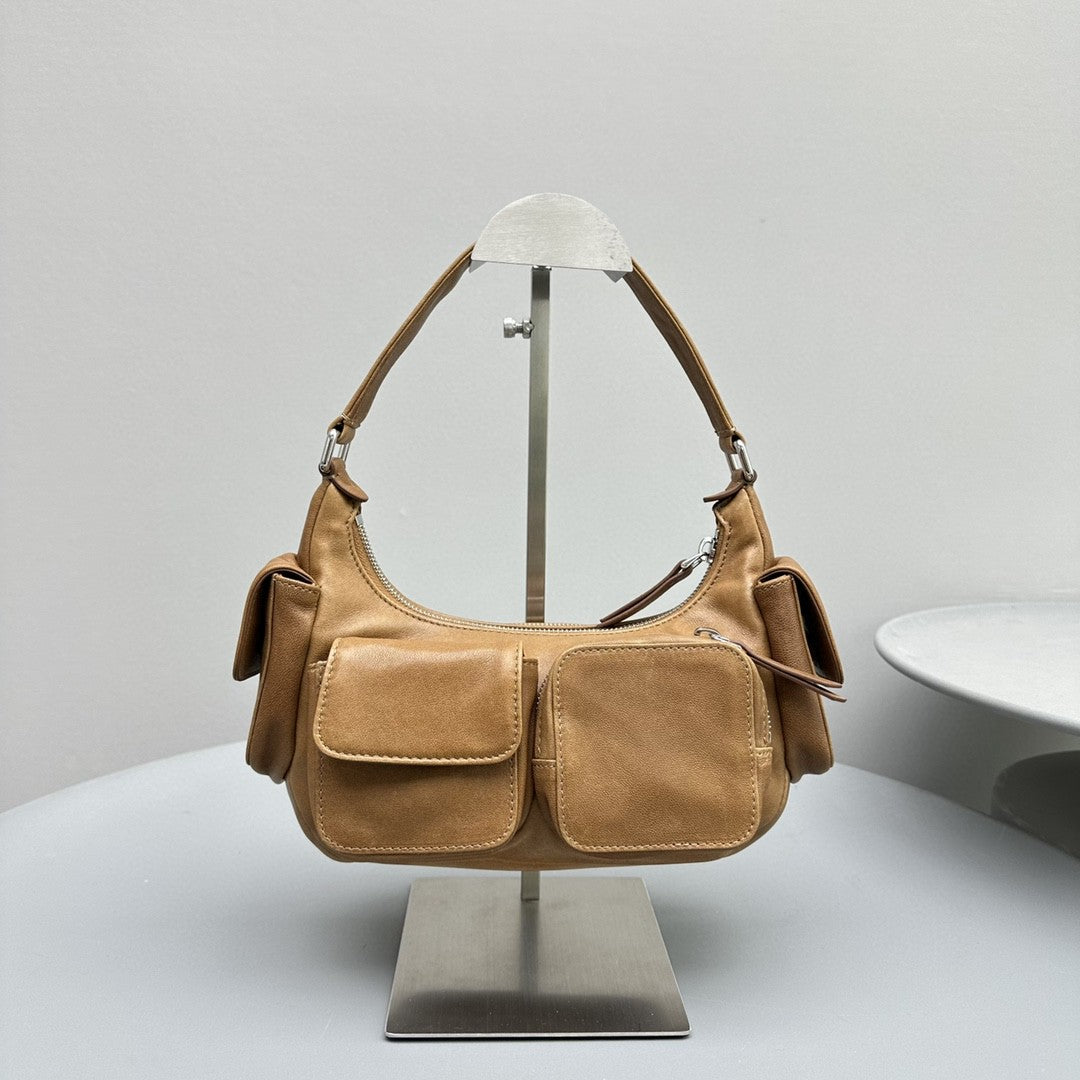 Pucket Bag 21 in Peanut Brown Calfskin