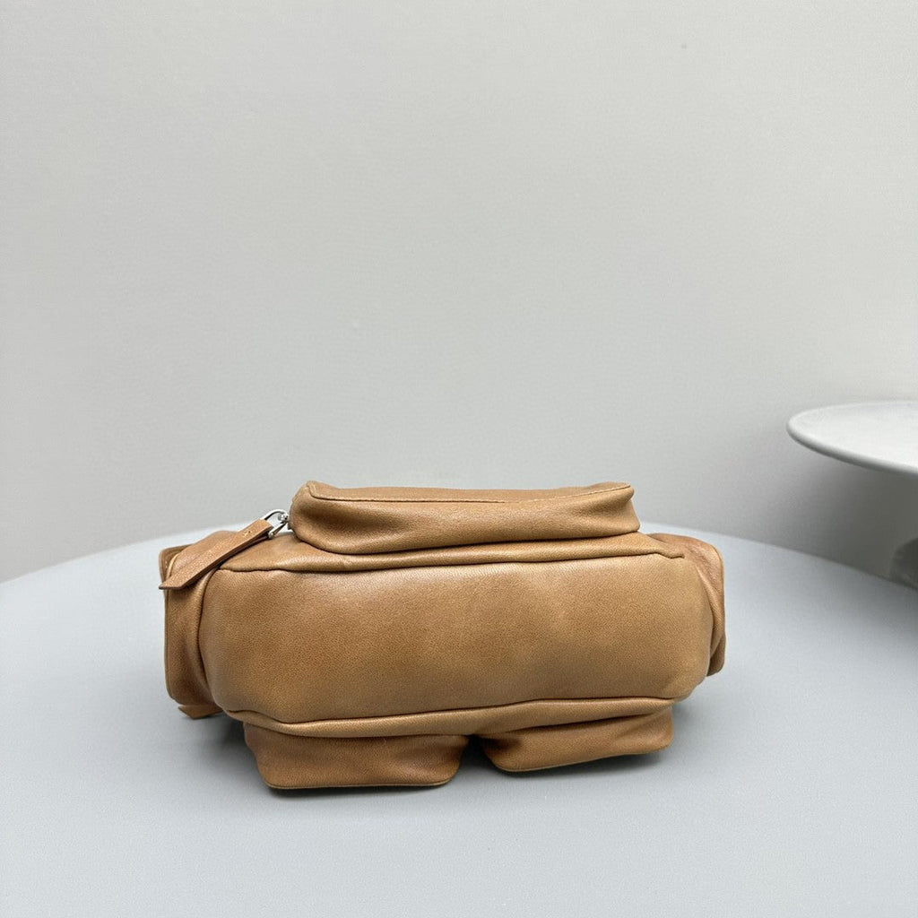 Pucket Bag 21 in Peanut Brown Calfskin