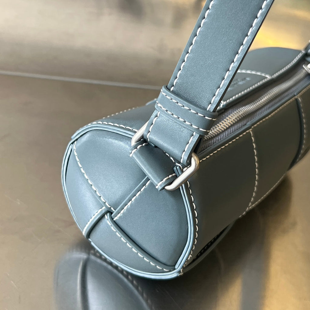 Bottega Veneta Small Cylinder Cassette 21 in Nevada Calfskin Bag