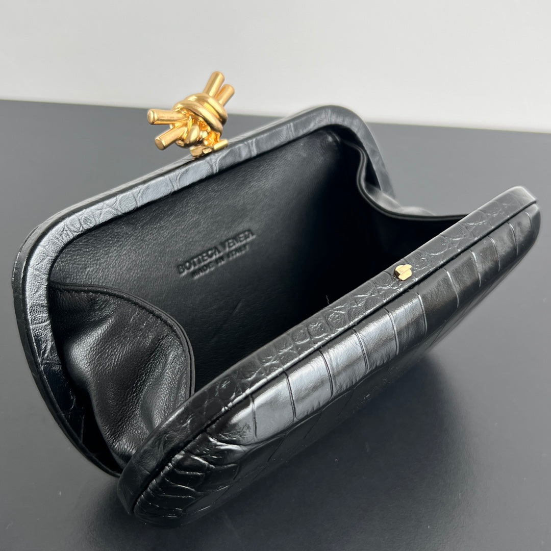 Bottega Veneta Knot 19 in Black Crocodile Pattern Calfskin Bag