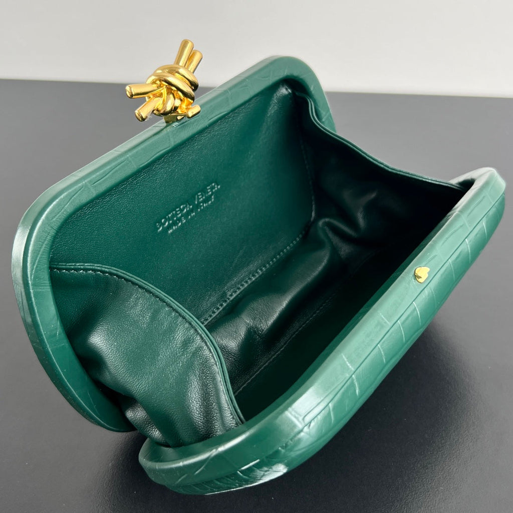 Bottega Veneta Knot 19 in Eden Green Crocodile Pattern Calfskin Bag