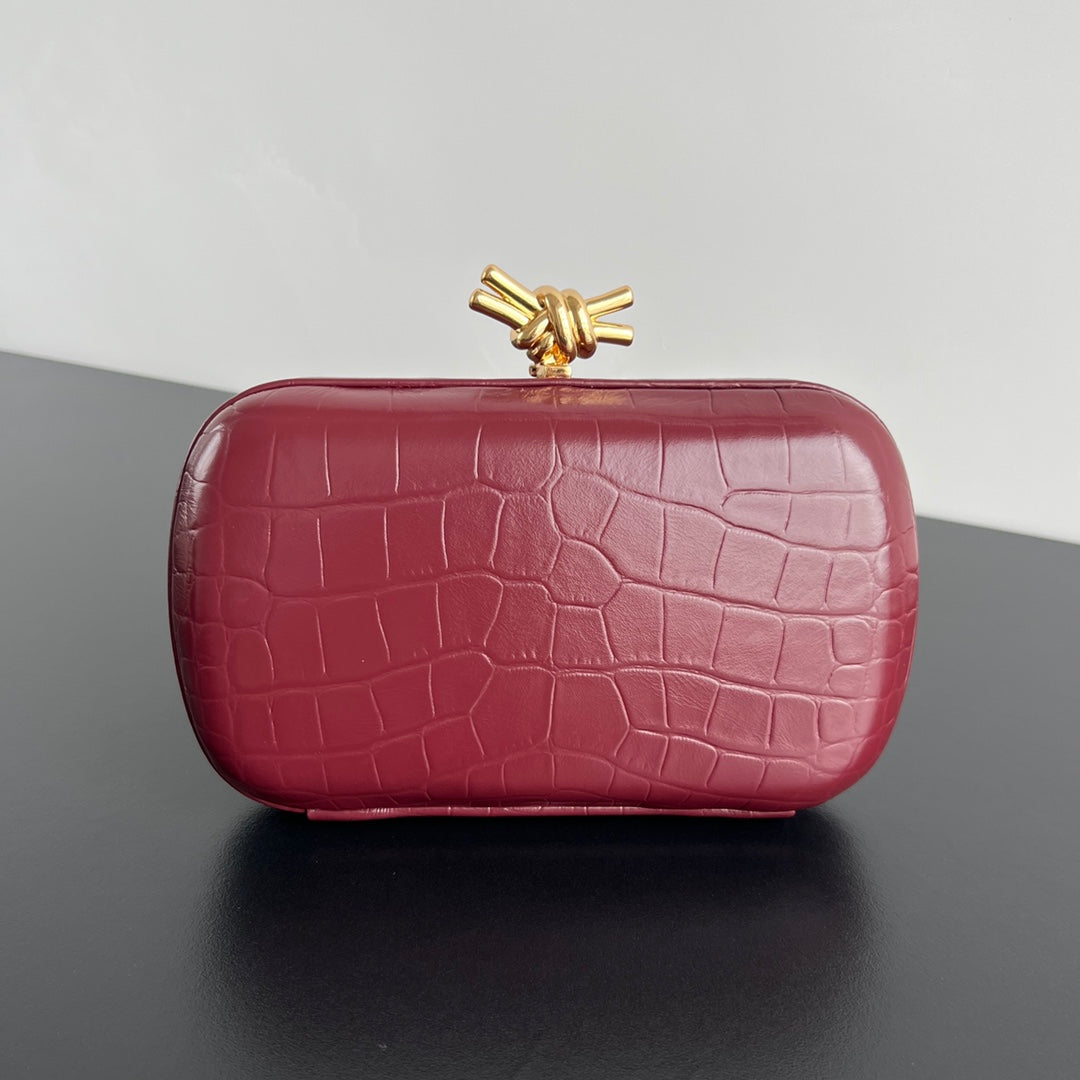 Bottega Veneta Knot 19 in Burgundy Red Crocodile Pattern Calfskin Bag