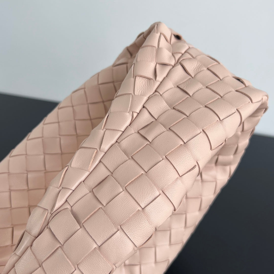 Bottega Veneta Mini Jodie 36 cm in Light Pink Lambskin Bag