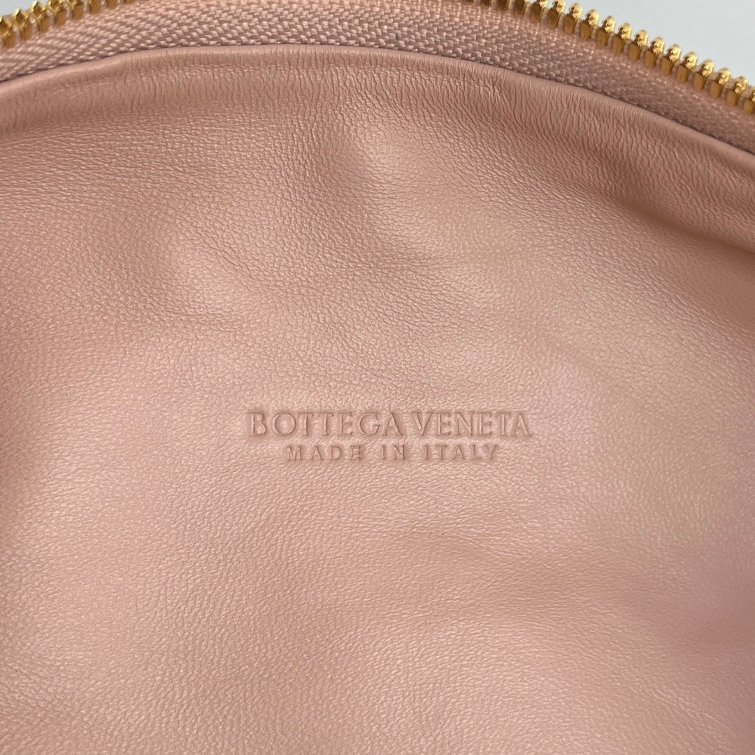 Bottega Veneta Mini Jodie 36 cm in Light Pink Lambskin Bag