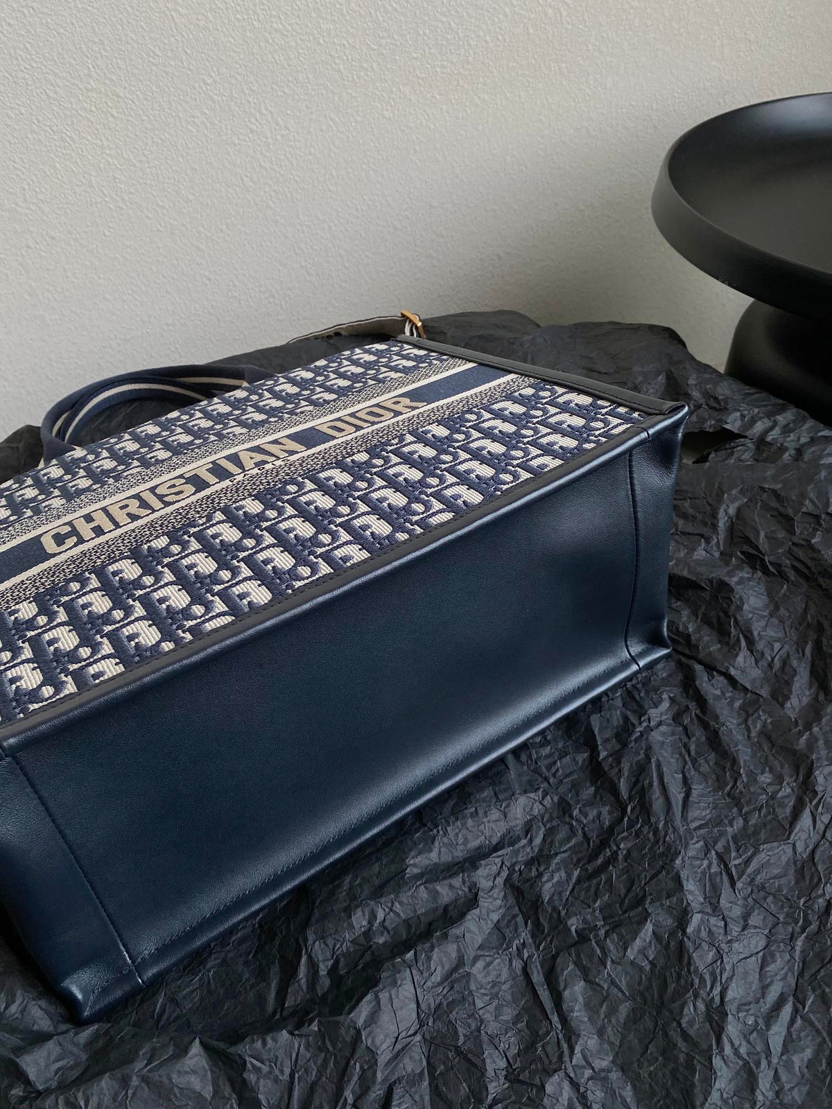 Dior Medium Book Tote 36 Blue Oblique Embroidery