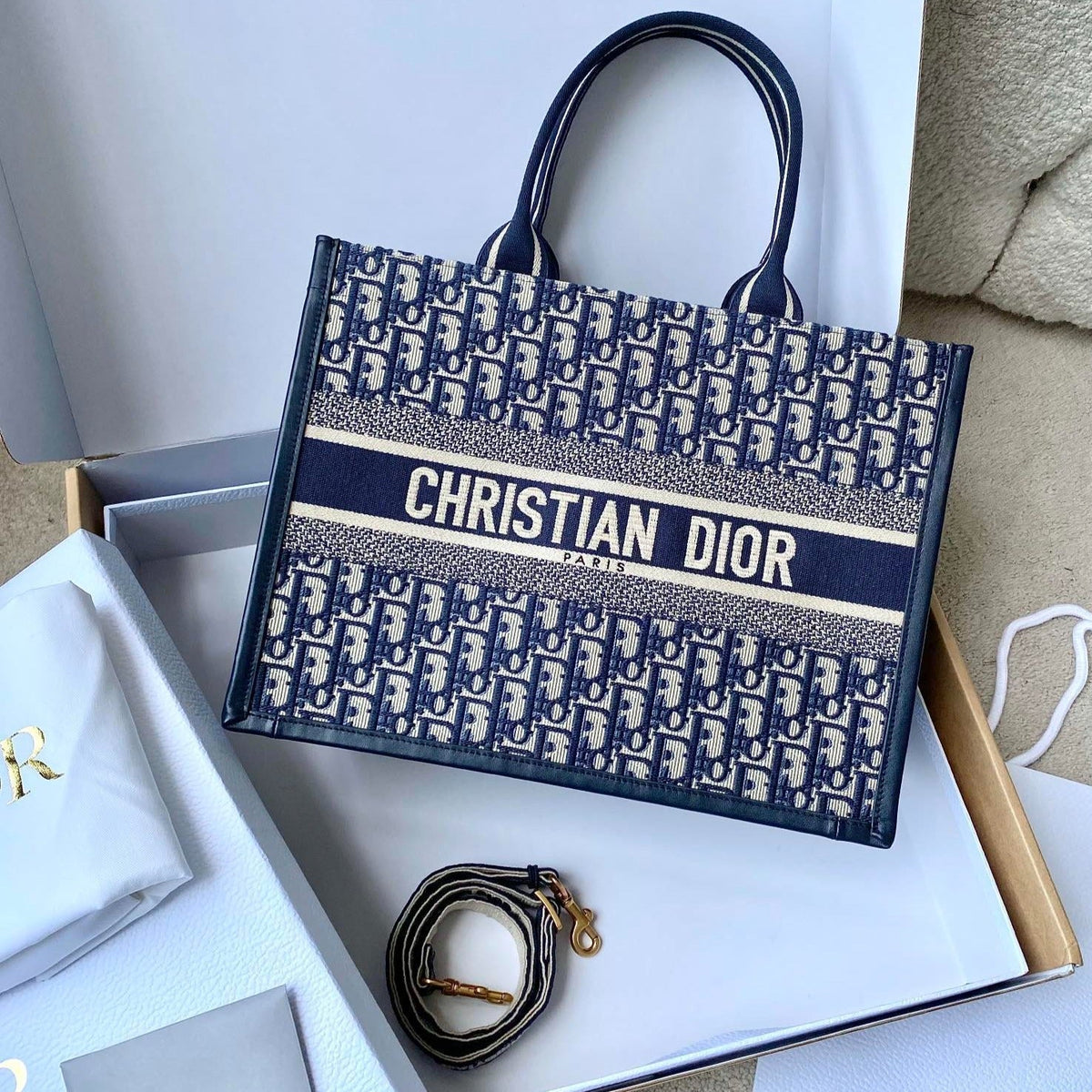Dior Medium Book Tote 36 Blue Oblique Embroidery