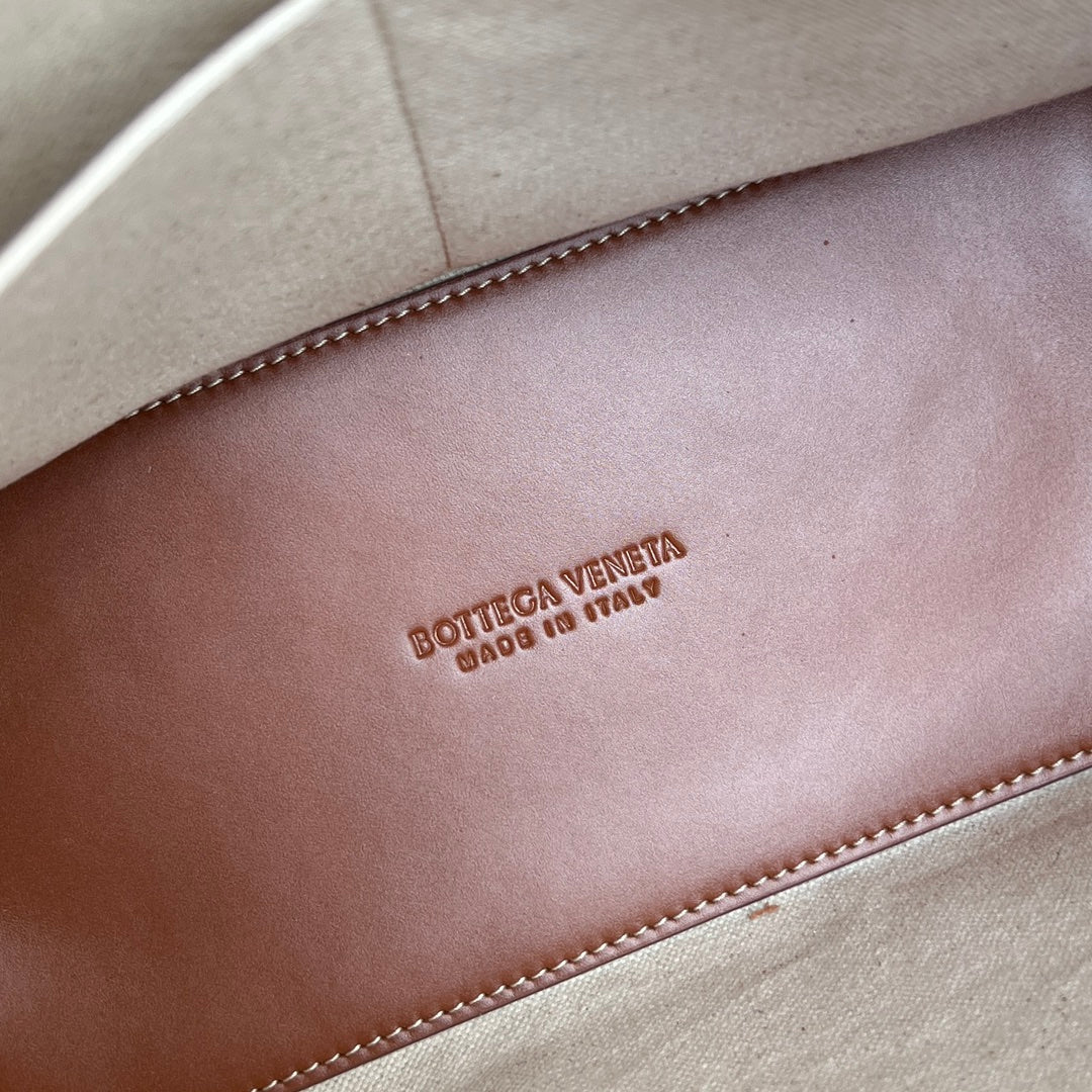 Bottega Veneta Small Andiamo 25 in White Brown Calfskin and Canvas Bag