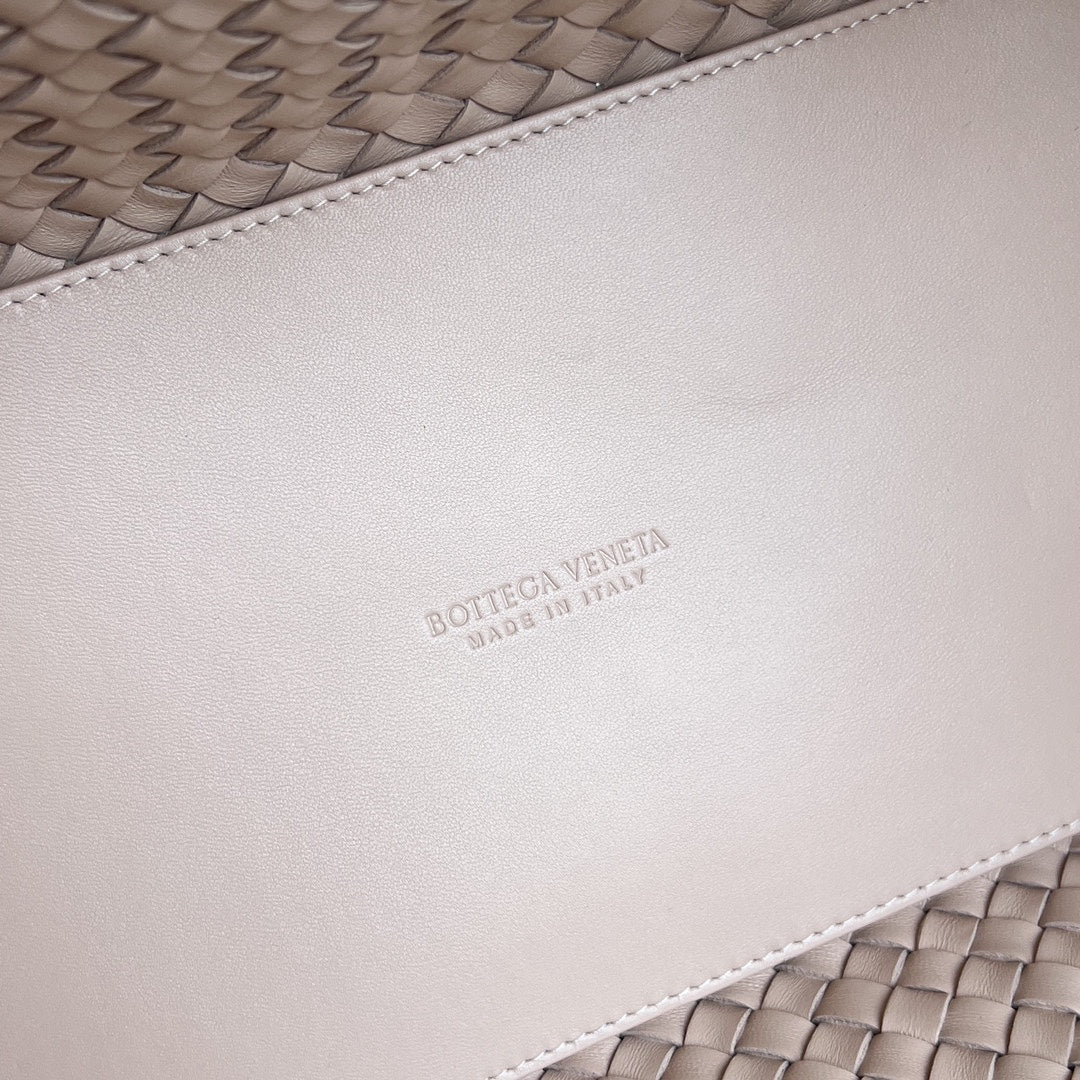 Bottega Veneta Large Cabat 51 in Almond Beige Lambskin Bag