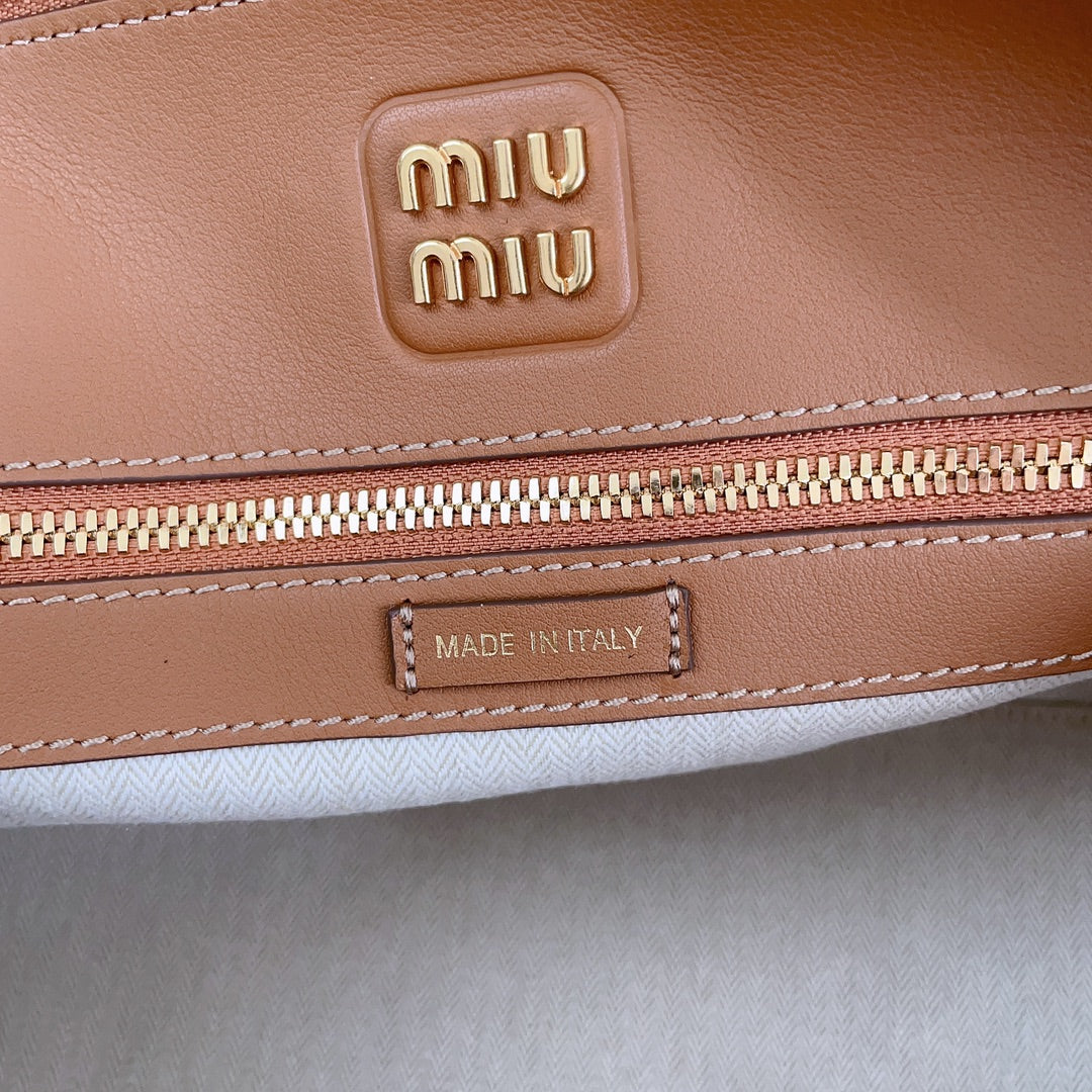 Medium Shell Bag 33 in Bronze Brown Calfskin