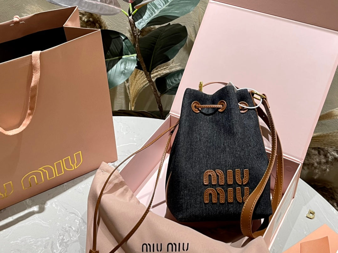 Tote 22 Bag in Black Denim