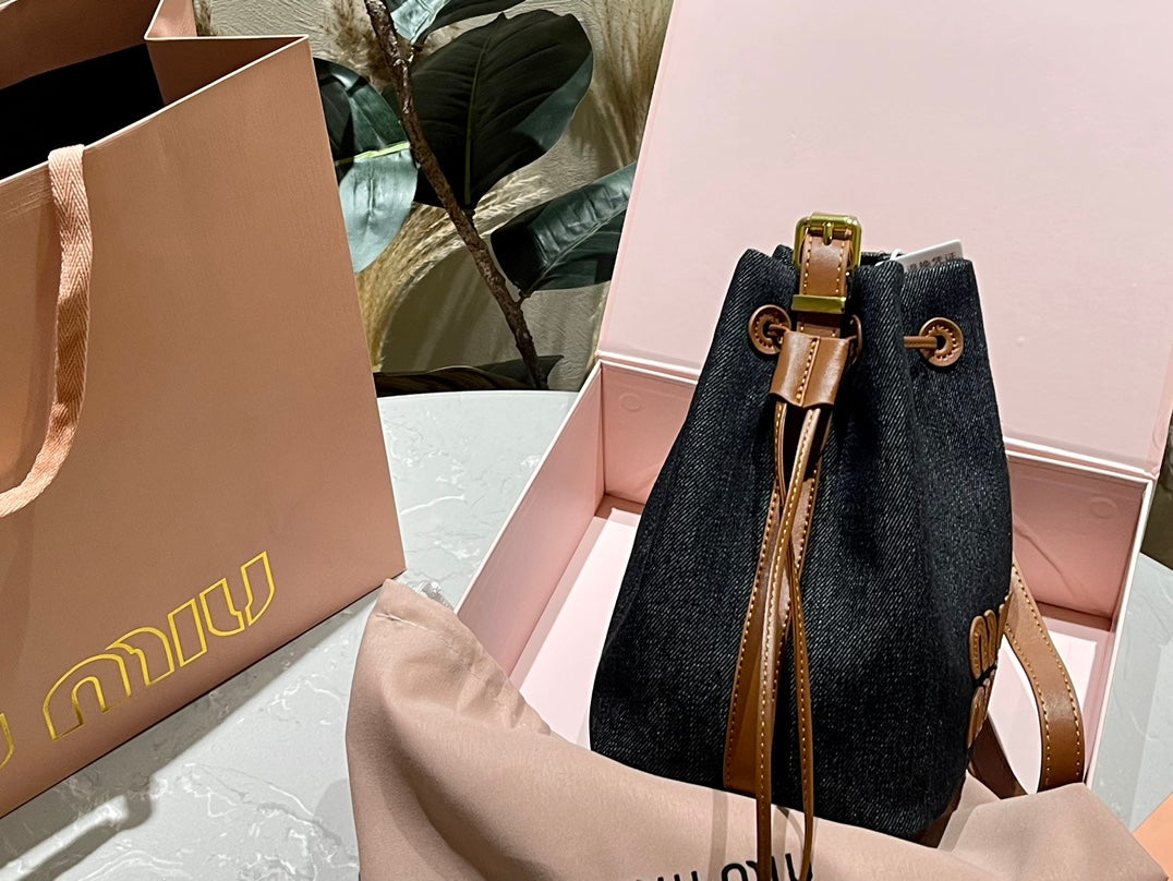 Tote 22 Bag in Black Denim