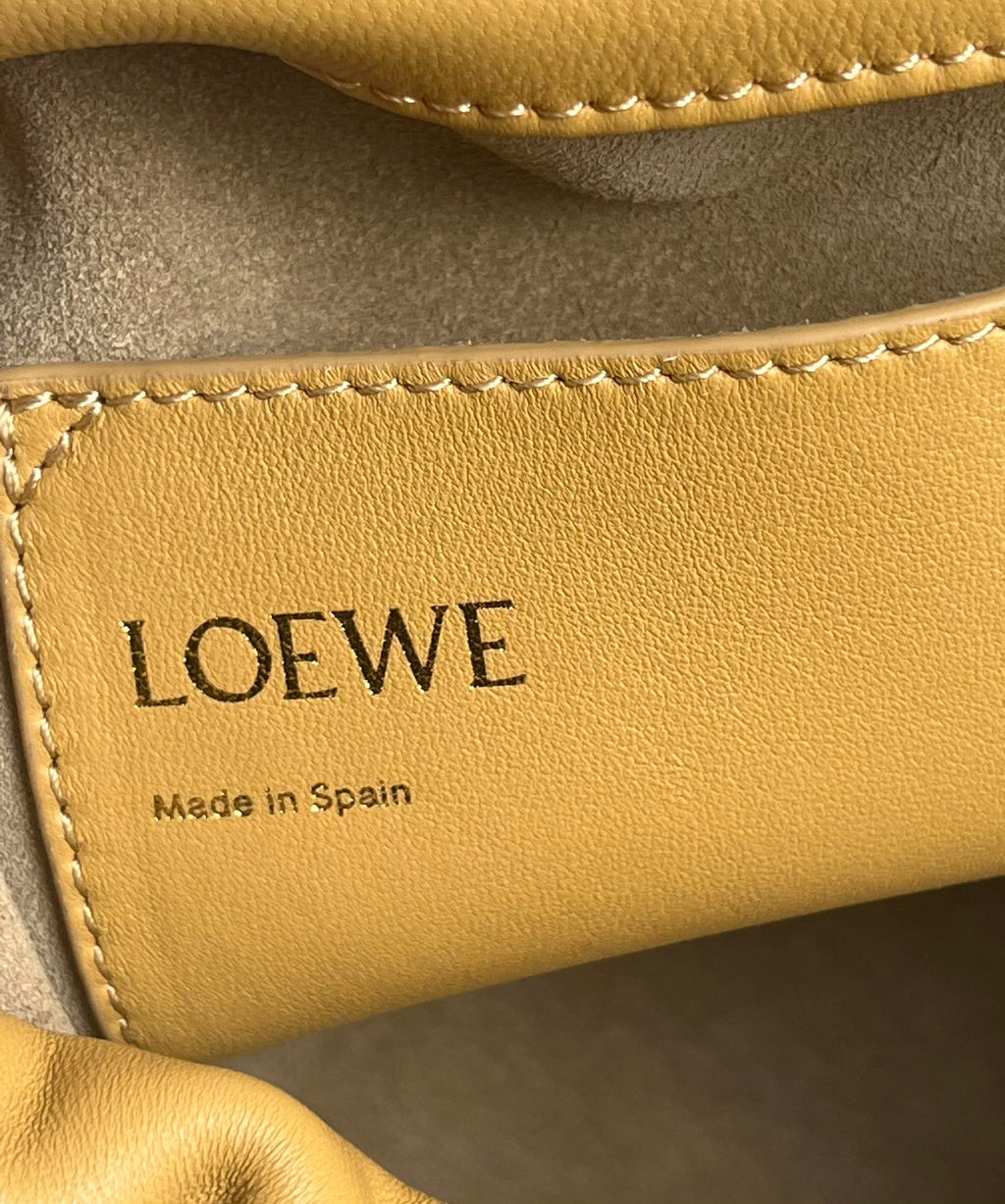 Loewe 32 Flamenco Purse Bucket in Sahara Mellow Nappa Lambskin