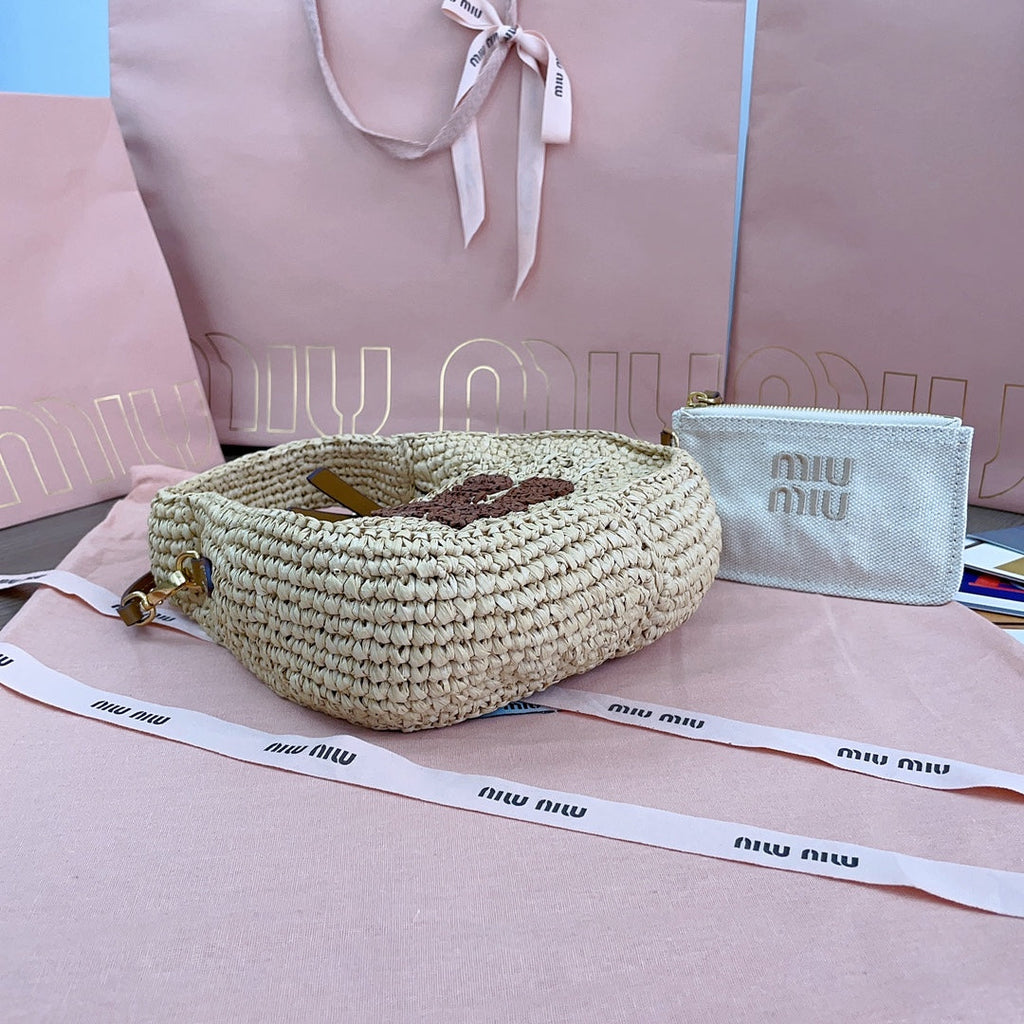 Wander Hobo Bag 20 in Beige Mix Brown Woven Raffia