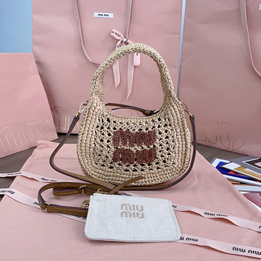 Wander Hobo Bag 20 in Beige Mix Brown Woven Raffia