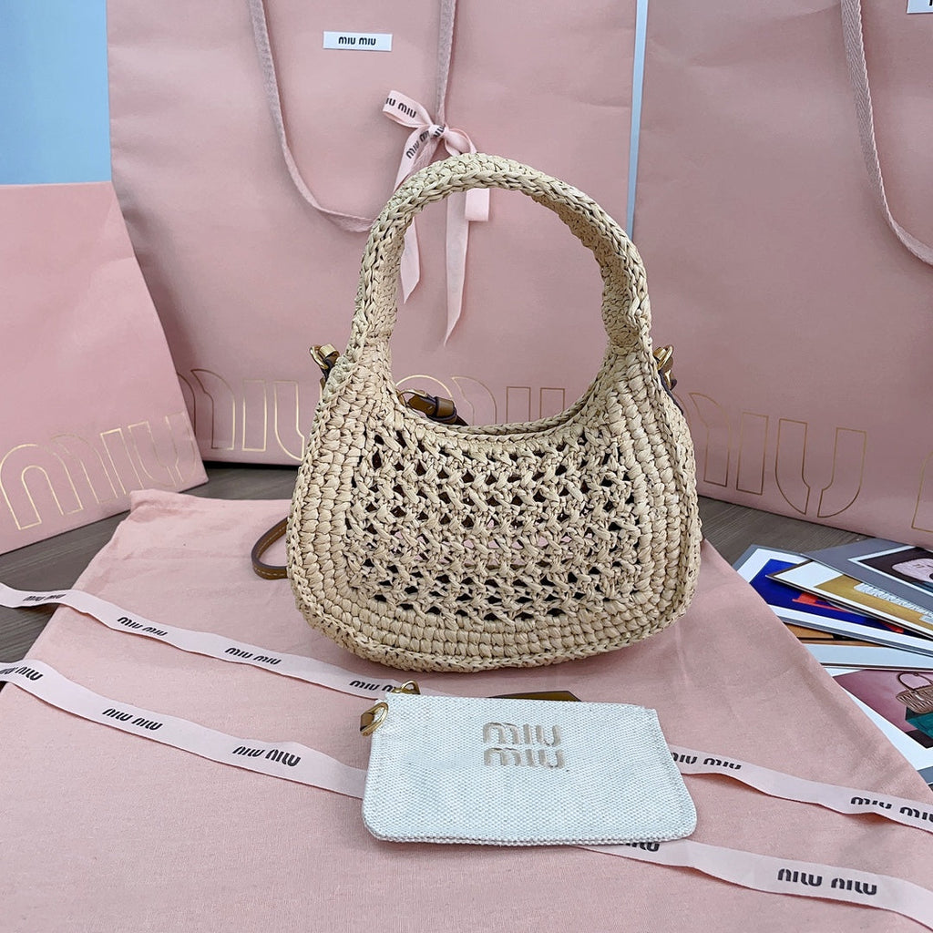 Wander Hobo Bag 20 in Beige Mix Brown Woven Raffia