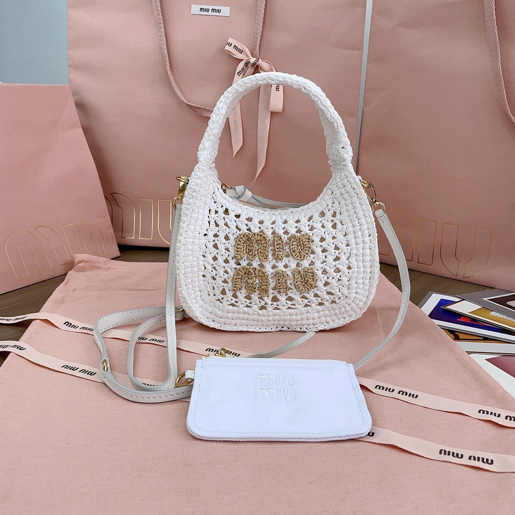 Wander Hobo Bag 20 in White Mix Brown Woven Raffia