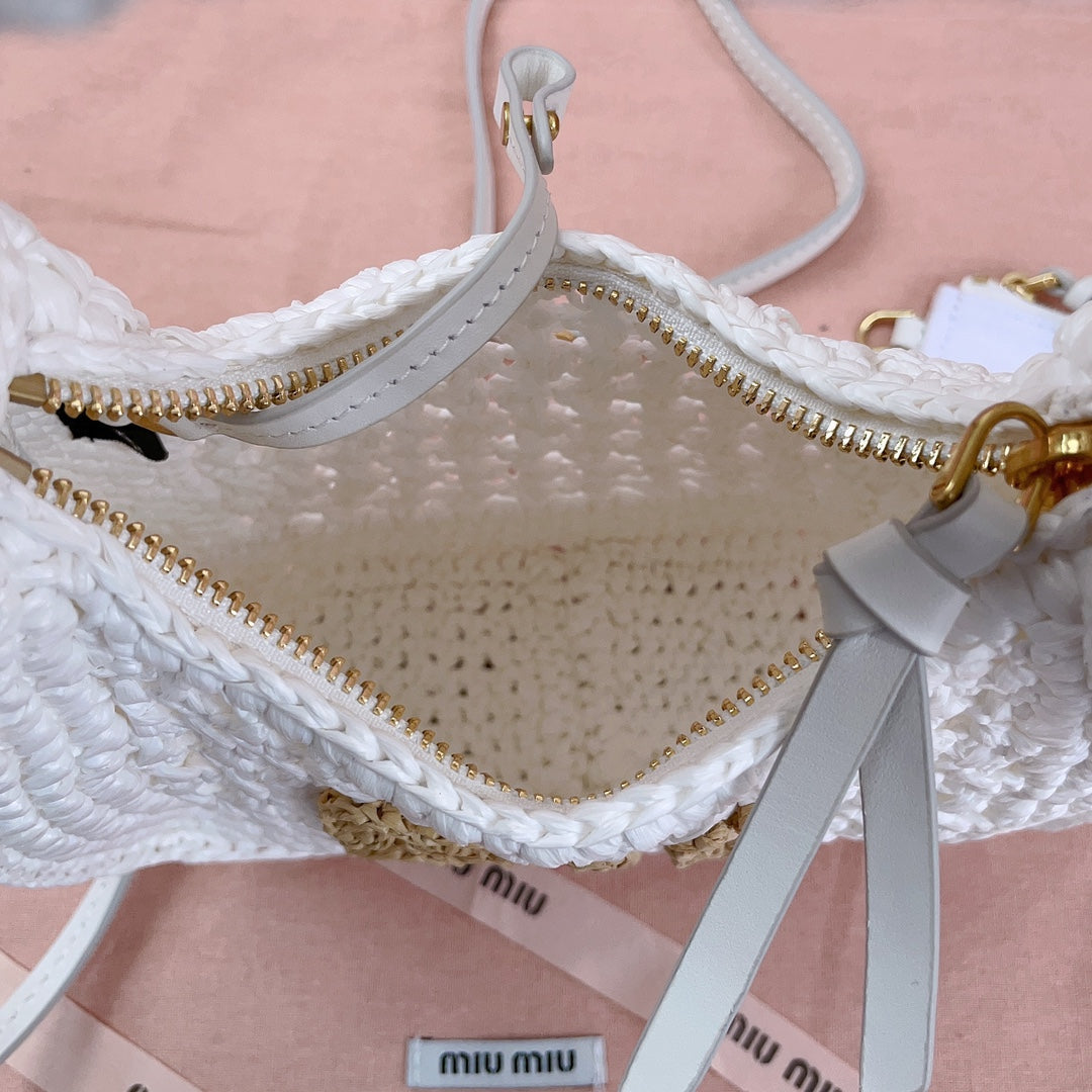 Wander Hobo Bag 20 in White Mix Brown Woven Raffia