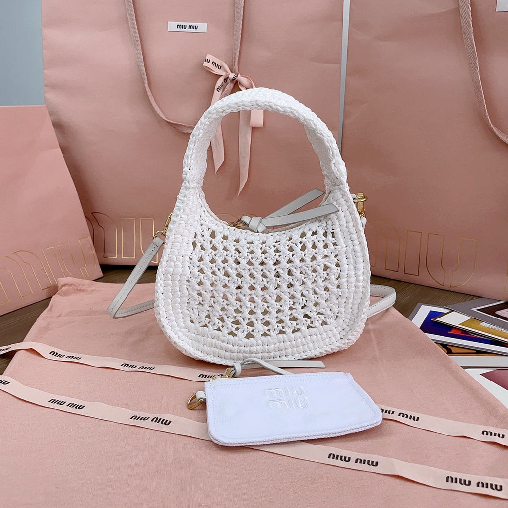 Wander Hobo Bag 20 in White Mix Brown Woven Raffia