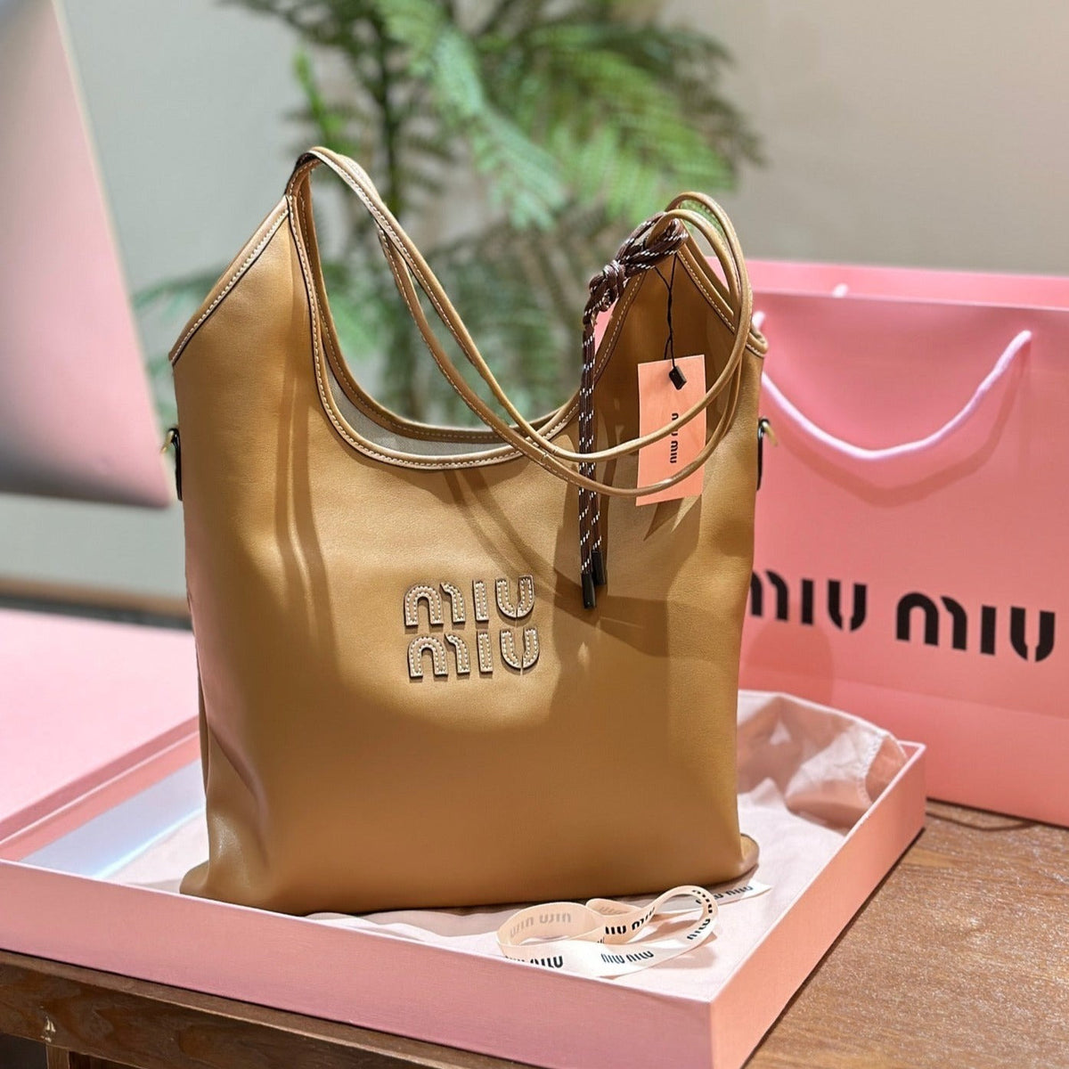 Tote 30 Bag in Caramel Brown Calfskin