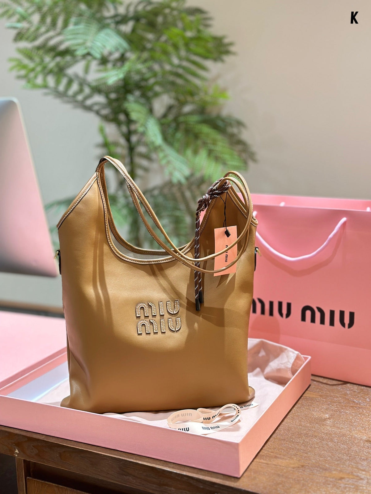 Tote 30 Bag in Caramel Brown Calfskin