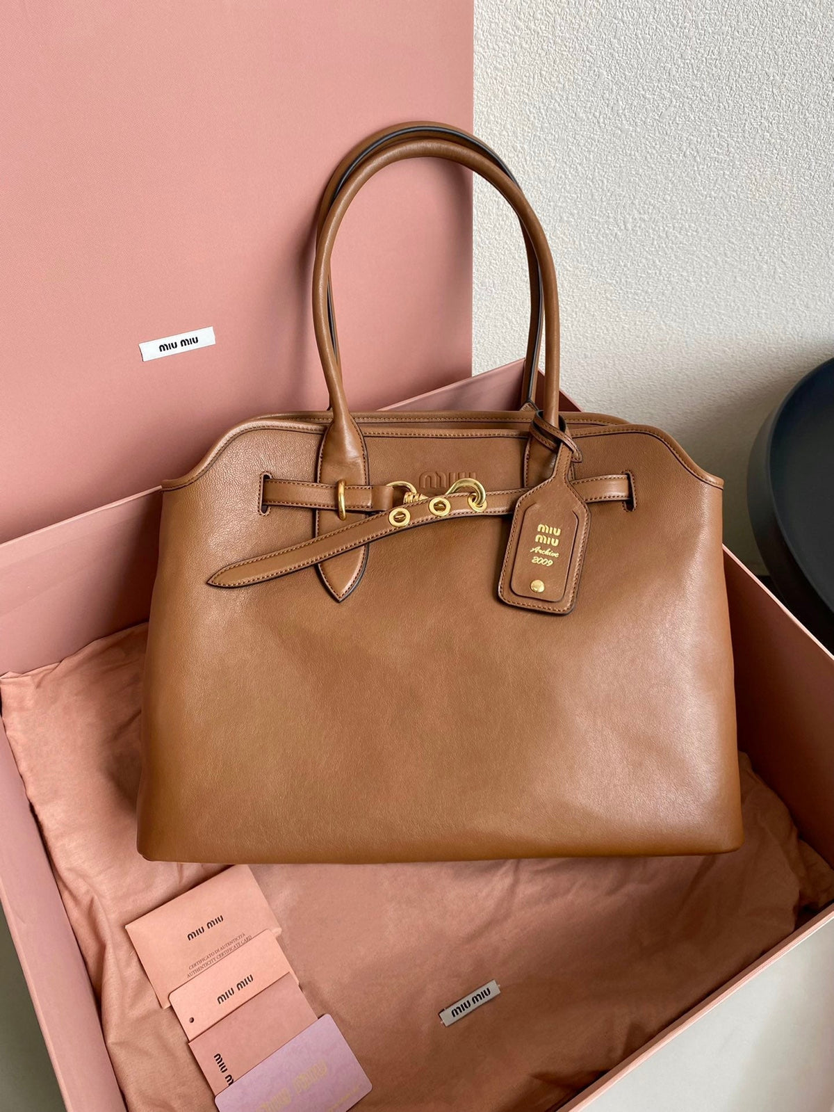 Large Handbag 40 in Cinnamon Brown Calfskin
