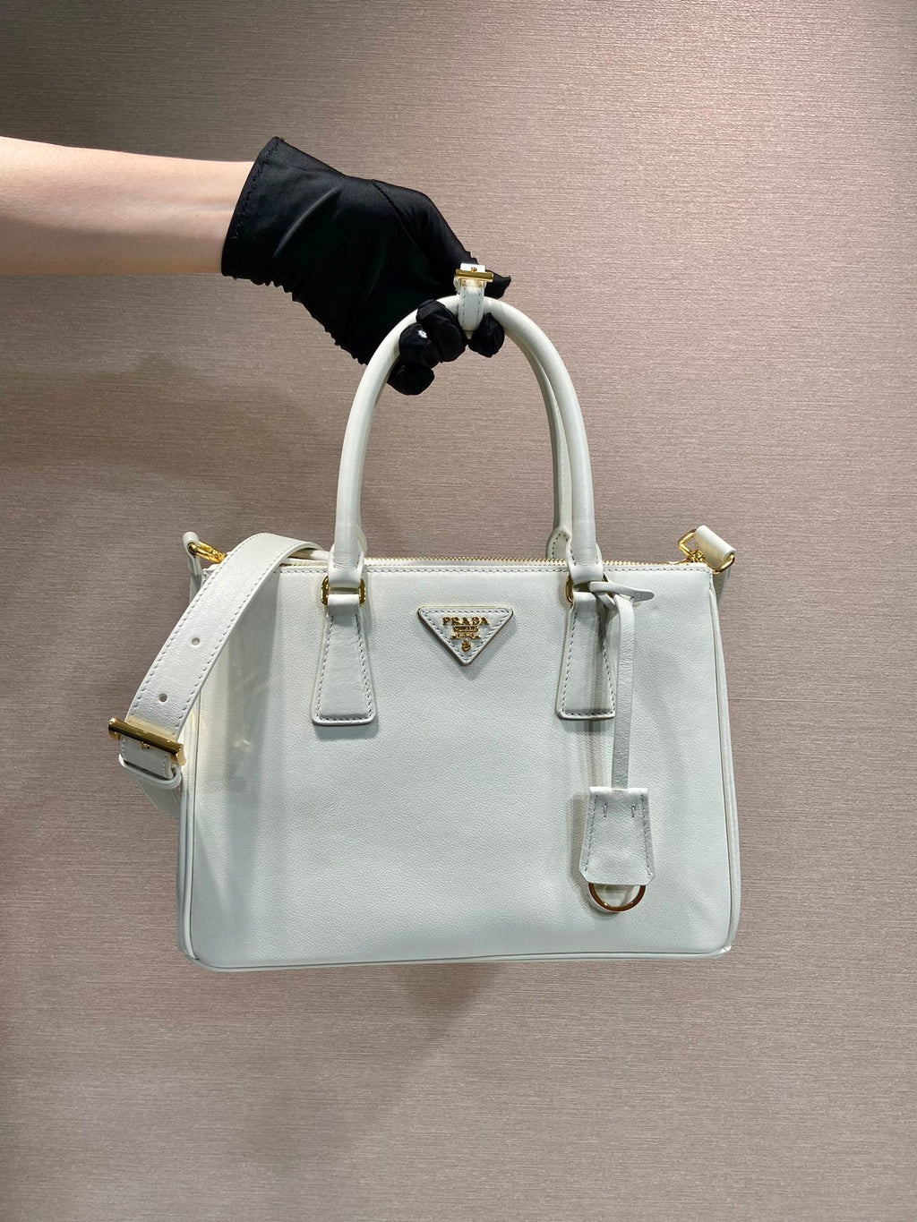 Prada Medium Galleria Bag 28 in White Smooth Calfskin Gold Hardware