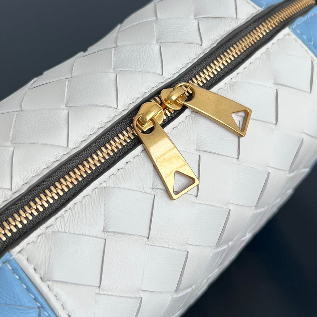 Bottega Veneta Small Loop 22 in Sky Blue Mix White Calfskin Bag
