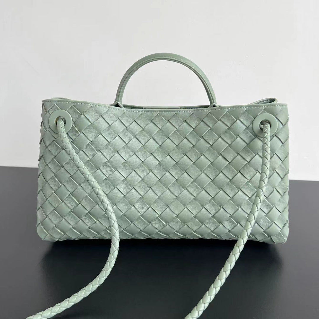 Bottega Veneta Small Andiamo 29 in Cedalon Green Lambskin Bag