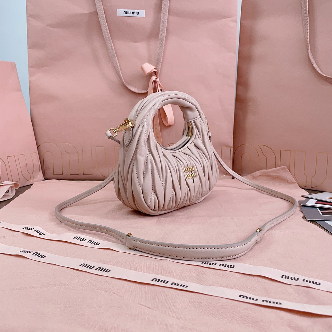 Wander Matelassé Nappa Mini Bag 18 in Nude Pink Lambskin
