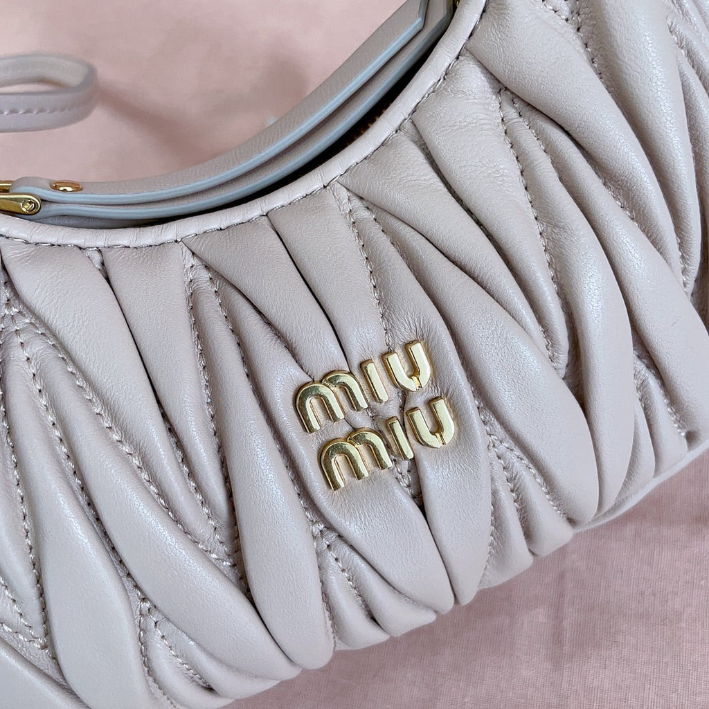 Wander Matelassé Nappa Mini Bag 18 in Nude Pink Lambskin