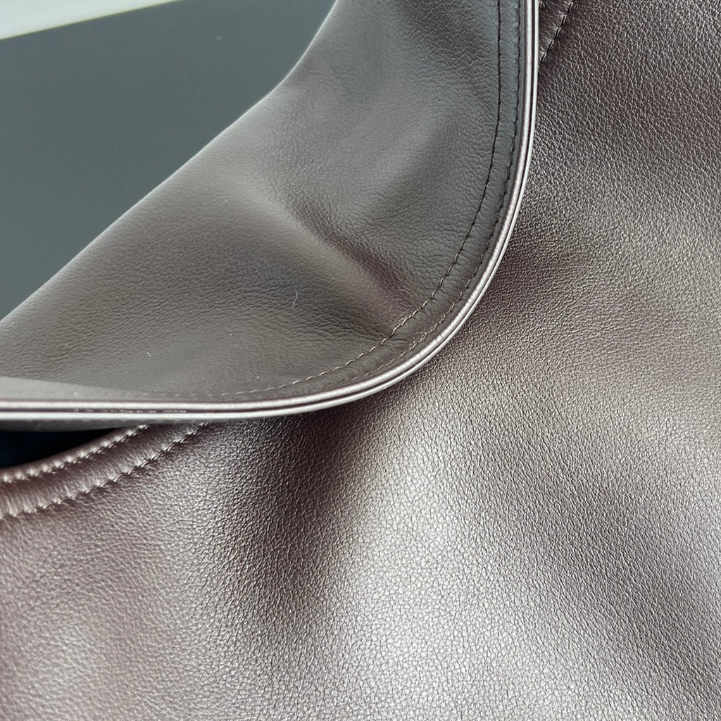 Bottega Veneta Large Hop 46 in Chocolate Lambskin Bag