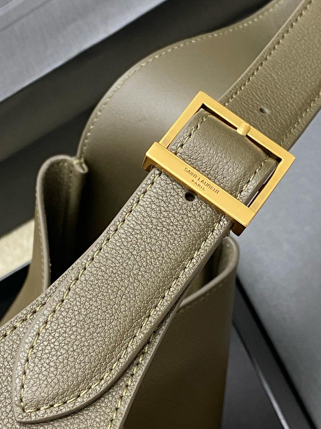 Saint Laurent Le 5 À 7 Supple Small 22 Brown Calffkin Bag