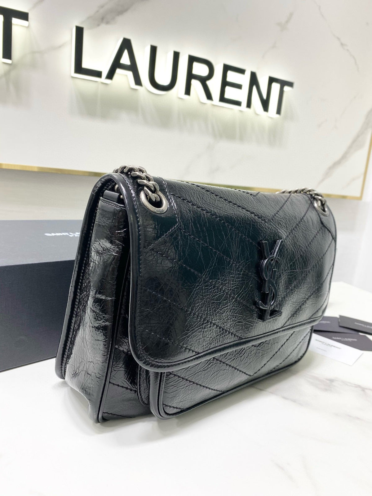 Saint Laurent Medium Niki 28 in Black Calfskin Chain Bag High-End
