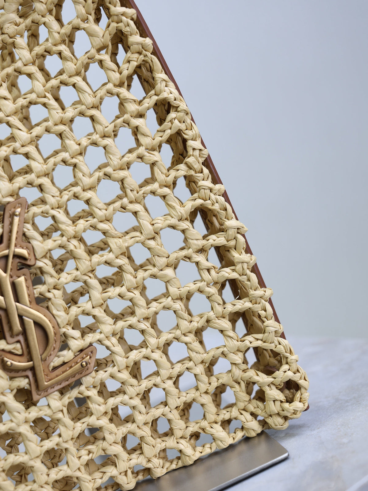 Saint Laurent Oxalis 25 in Raffia Crochet and Leather Vintage Brown Bag